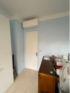 Unité murale Daikin Stylish installée dans une troisième chambre sous combles dans l'Oise